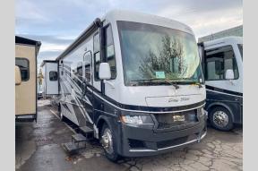 New 2023 Newmar Bay Star 3609 Photo