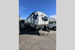 Used 2022 Forest River RV Flagstaff Micro Lite 25FKBS Photo