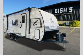 New 2025 Wayfinder RV Go Play 20MBW Photo