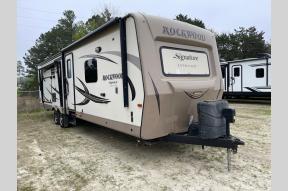 Used 2017 Forest River RV Rockwood Signature Ultra Lite 8328BS Photo