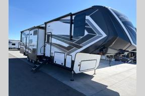 Used 2021 Grand Design Momentum 399TH Photo