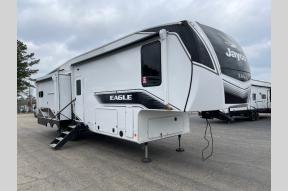 Used 2025 Jayco Eagle 319MLOK Photo
