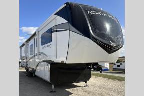 New 2024 Jayco North Point 382FLRB Photo