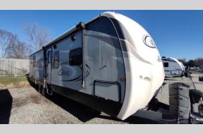 Used 2017 Keystone RV Cougar X-Lite 33MLS Photo