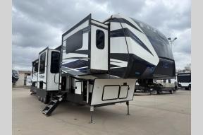 Used 2019 Keystone RV Fuzion 410 Photo