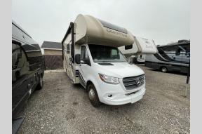 Used 2021 Thor Quantum KM24 Photo