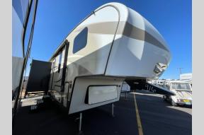 Used 2017 Keystone RV Cougar X-lite 28RKS Photo