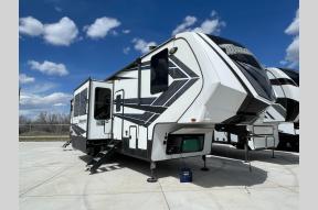 Used 2019 Grand Design Momentum 398M Photo