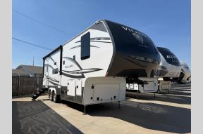 Used 2023 VanLeigh RV Vilano 313RL Photo