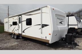Used 2013 Forest River RV Rockwood Signature Ultra Lite 8293RKBS Photo