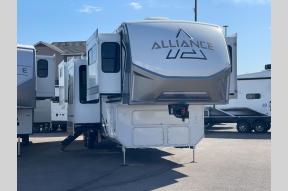 New 2025 Alliance RV Paradigm 385FL Photo