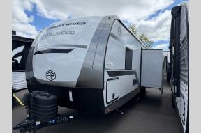 New 2025 Forest River RV Wildwood Heritage Glen Hyper-Lyte 24RDHL Photo