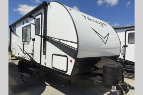 New 2022 Prime Time RV Tracer 200BHSLE Photo