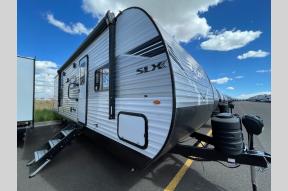 New 2025 Jayco Jay Flight SLX 261BHSW Photo