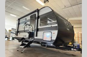 New 2025 Grand Design Transcend One 151BH Photo