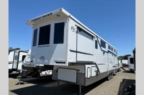 New 2025 Forest River RV Wildwood Heritage Glen LTZ ROOST43 Photo