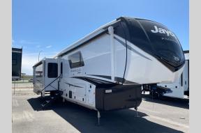 New 2026 Jayco Pinnacle 38FBRK Photo