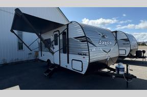 New 2026 Jayco Jay Flight SLX 175FQW Photo