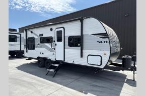 New 2026 Jayco Jay Flight SLX 210QBW Photo