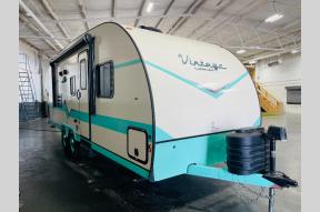 Used 2021 Gulf Stream RV Vintage Cruiser 23BHS Photo