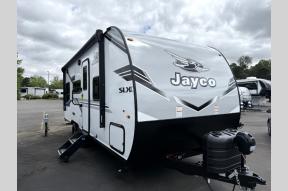 New 2026 Jayco Jay Flight SLX 210QBW-G Photo
