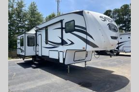 Used 2018 Forest River RV Sabre 30RLT Photo