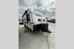Used 2022 - WINNEBAGO 2100BH Photo