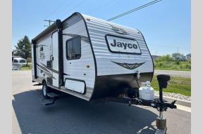 Used 2019 Jayco Jay Flight SLX 7 184BS Photo