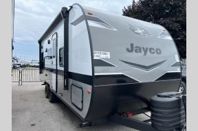 New 2024 Jayco Jay Flight SLX 210QB-G Photo