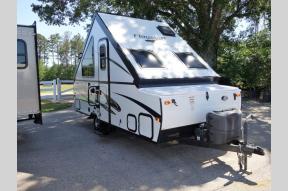 Used 2016 Forest River RV Flagstaff Hard Side T19SCHW Photo