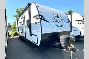 New 2025 Jayco Jay Flight SLX 261BHSW-G Photo