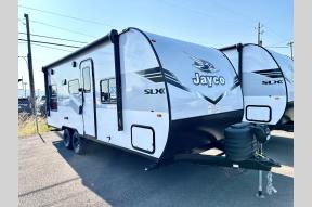 New 2025 Jayco Jay Flight SLX 210QBW-G Photo