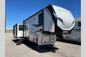 Used 2023 Keystone RV Montana High Country 331RL Photo