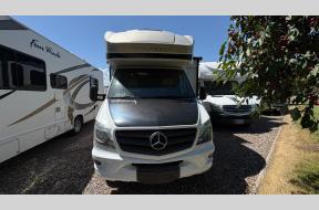 Used 2017 Winnebago View 24G Photo