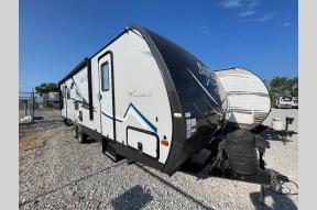 Used 2017 Coachmen RV Apex 279RLSS Photo