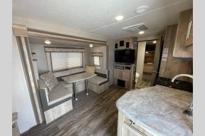 Used 2020 Coachmen RV Catalina Summit Series 8 231MKS Photo