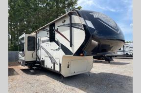 Used 2015 Grand Design Momentum 385TH Photo