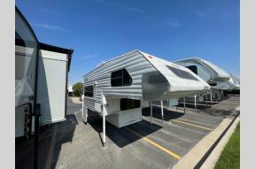 Used 2003 Lance 820 Photo