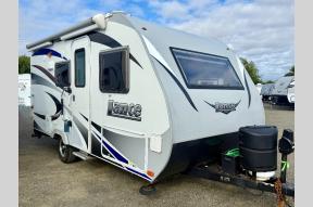 Used 2017 Lance Lance Travel Trailers 1575 Photo