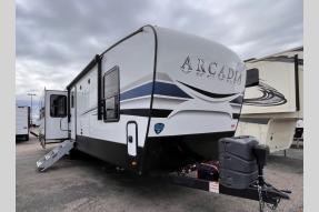 Used 2022 Keystone RV Arcadia 370RL Photo