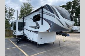 Used 2022 Grand Design Solitude 375RES Photo