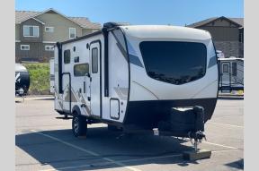 Used 2022 Dutchmen RV Coleman Rubicon 1708BH Photo