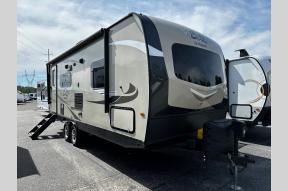 Used 2019 Forest River RV Flagstaff Shamrock 23BDS Photo