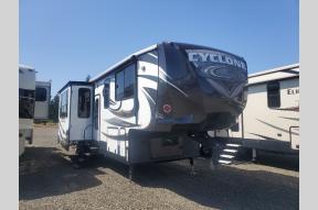 Used 2016 Heartland Cyclone 3800 Photo