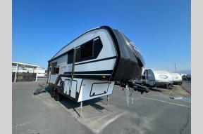 Used 2025 EAST TO WEST Blackthorn 22RK Photo