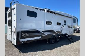 New 2025 Jayco Eagle HT 31QCD Photo