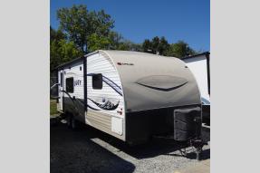 Used 2014 Skyline Nomad Joey Select 260 Photo