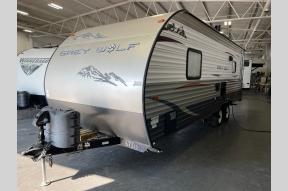 Used 2015 Cherokee Grey Wolf 25RL Photo