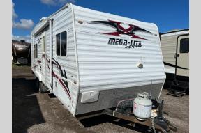Used 2005 Extreme MegaLite 23 Photo