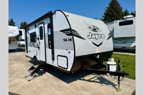 New 2025 Jayco Jay Flight SLX 175FQW-G Photo